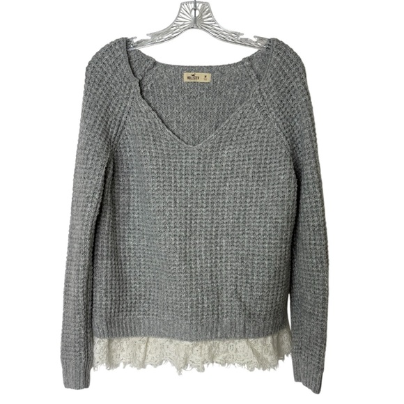 Hollister Chunky Knit Gray Sweater V-Neck Cream Lace At Hem Womens Medium - Picture 1 of 6